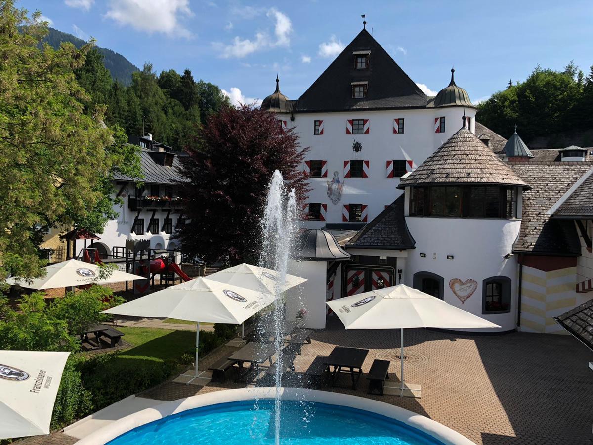 Family Hotel Schloss Rosenegg Fieberbrunn Luaran gambar