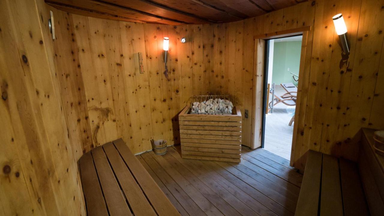 Family Hotel Schloss Rosenegg Fieberbrunn Luaran gambar