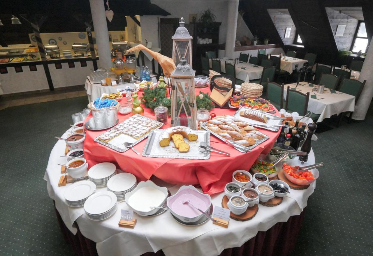 Family Hotel Schloss Rosenegg Fieberbrunn Luaran gambar